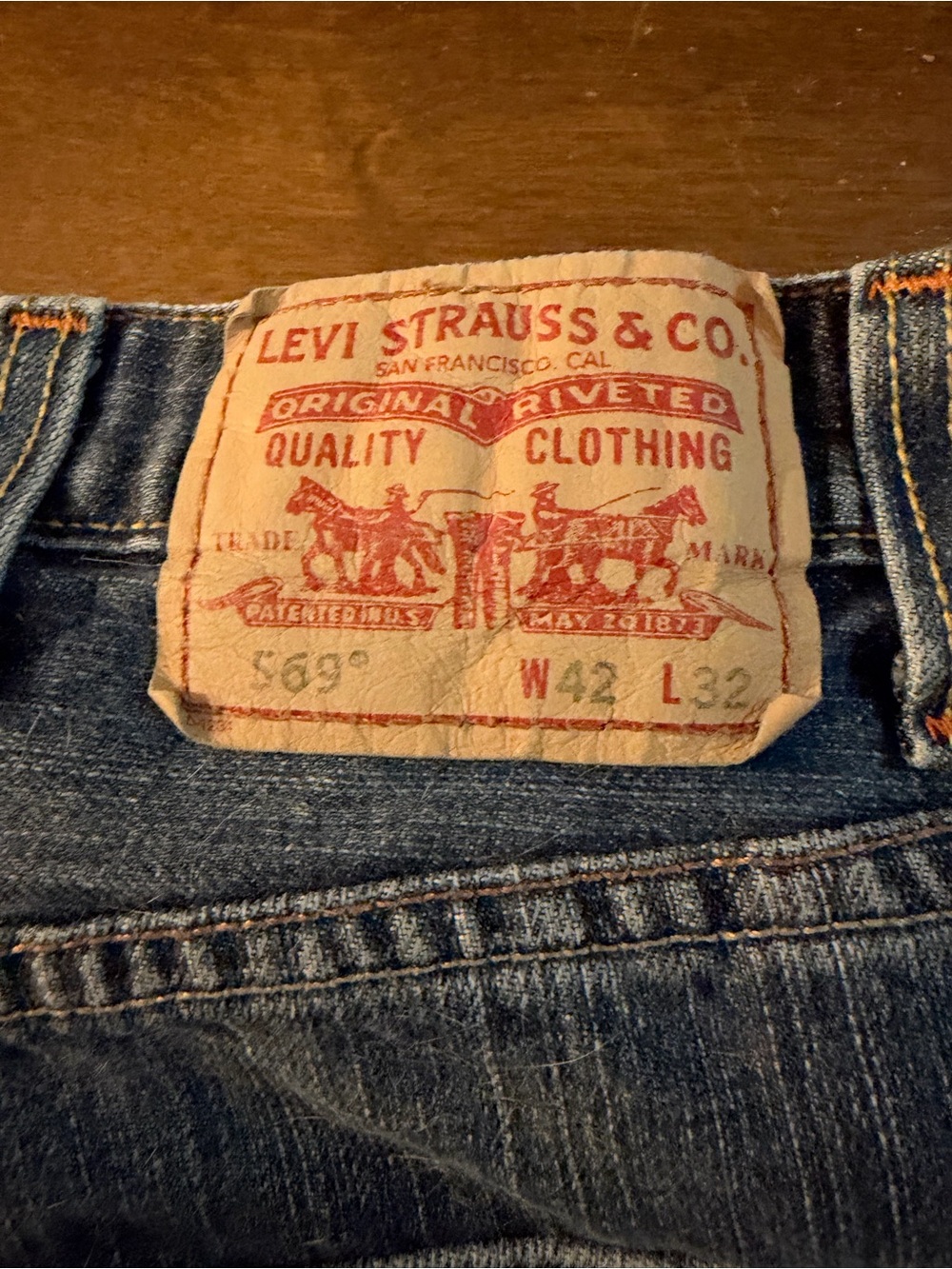 Levi Strauss & Co. 569 W42 L32 Jeans